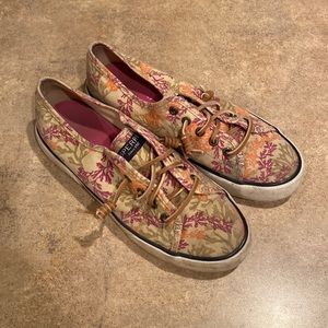 Womens Sperry shoes size 7